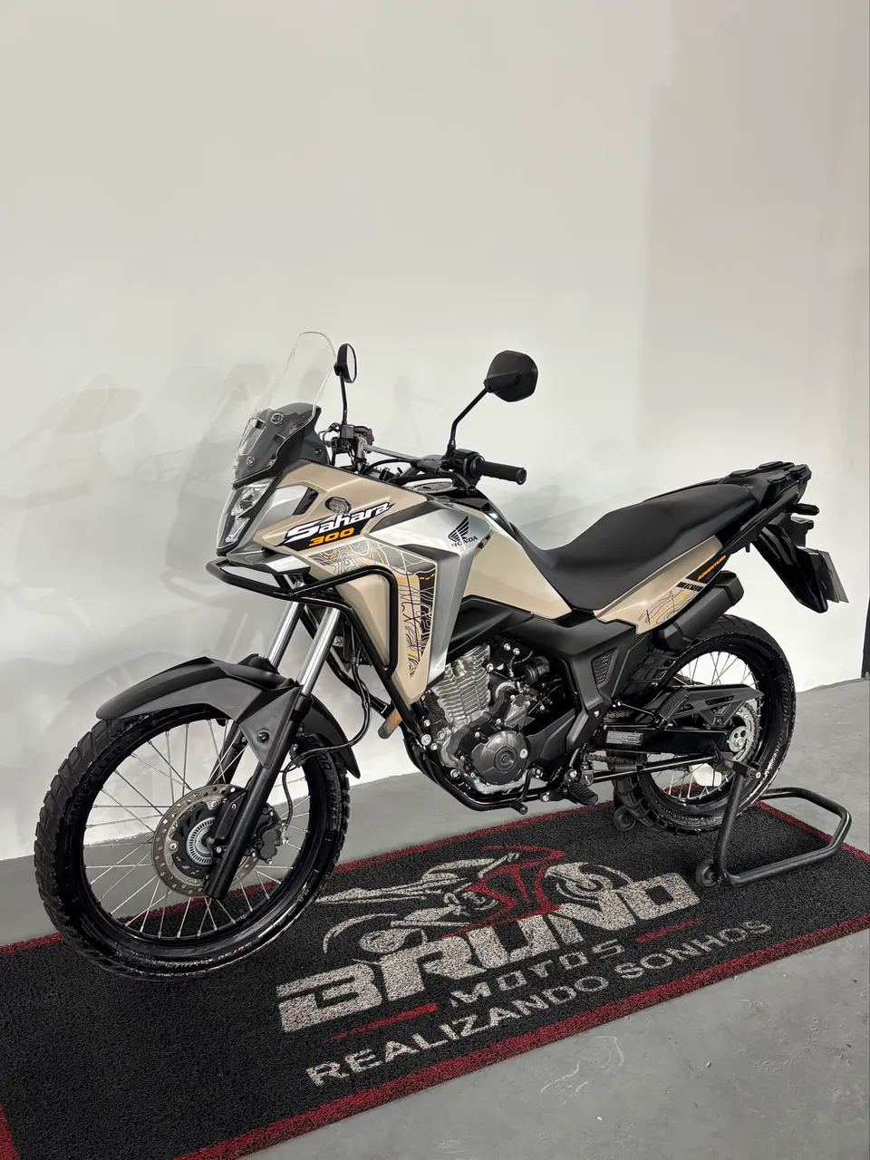 SAHARA 300 CILINDRADAS ADV 2024 — foto 9