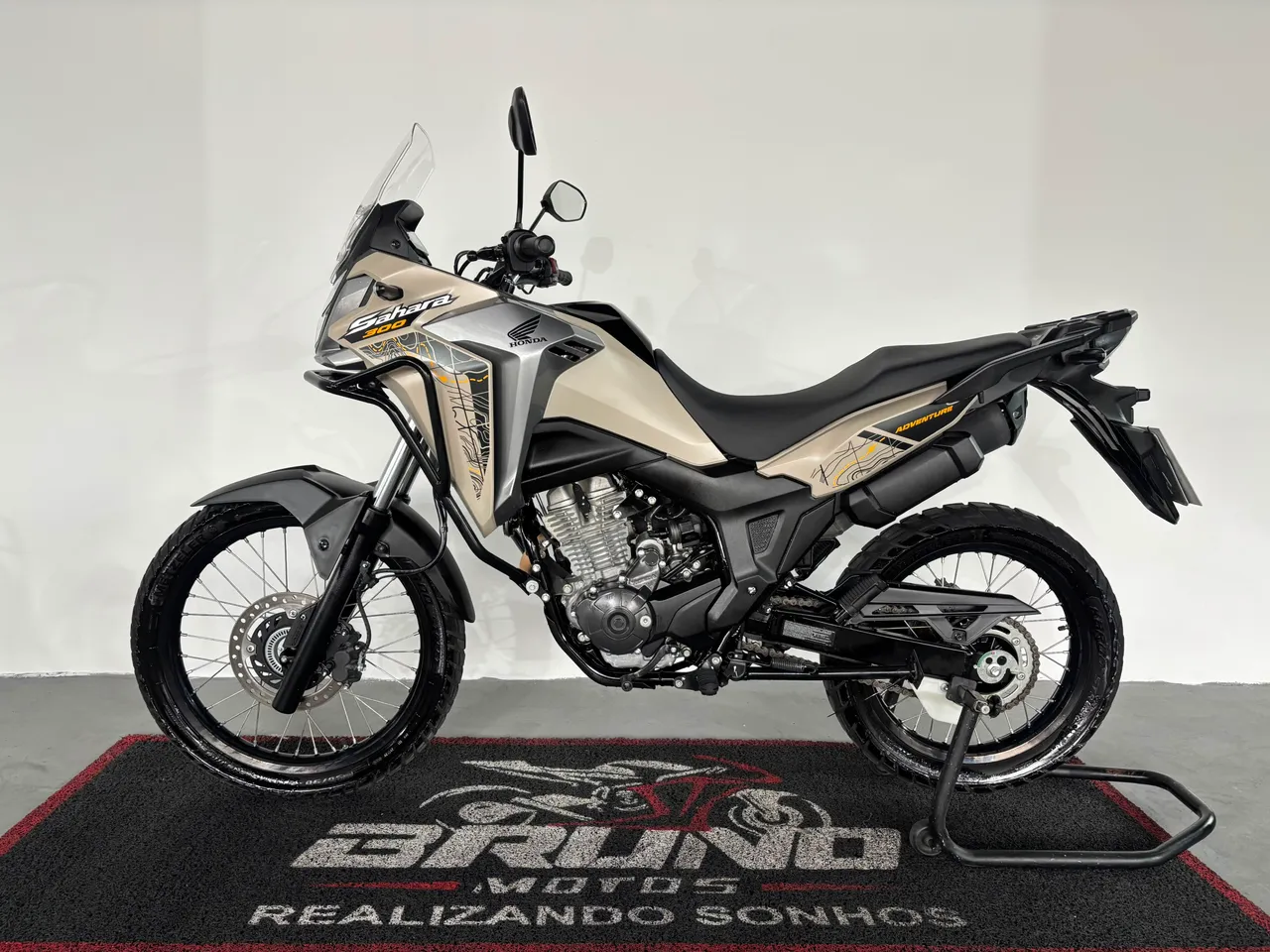SAHARA 300 CILINDRADAS ADV 2024 — foto 4